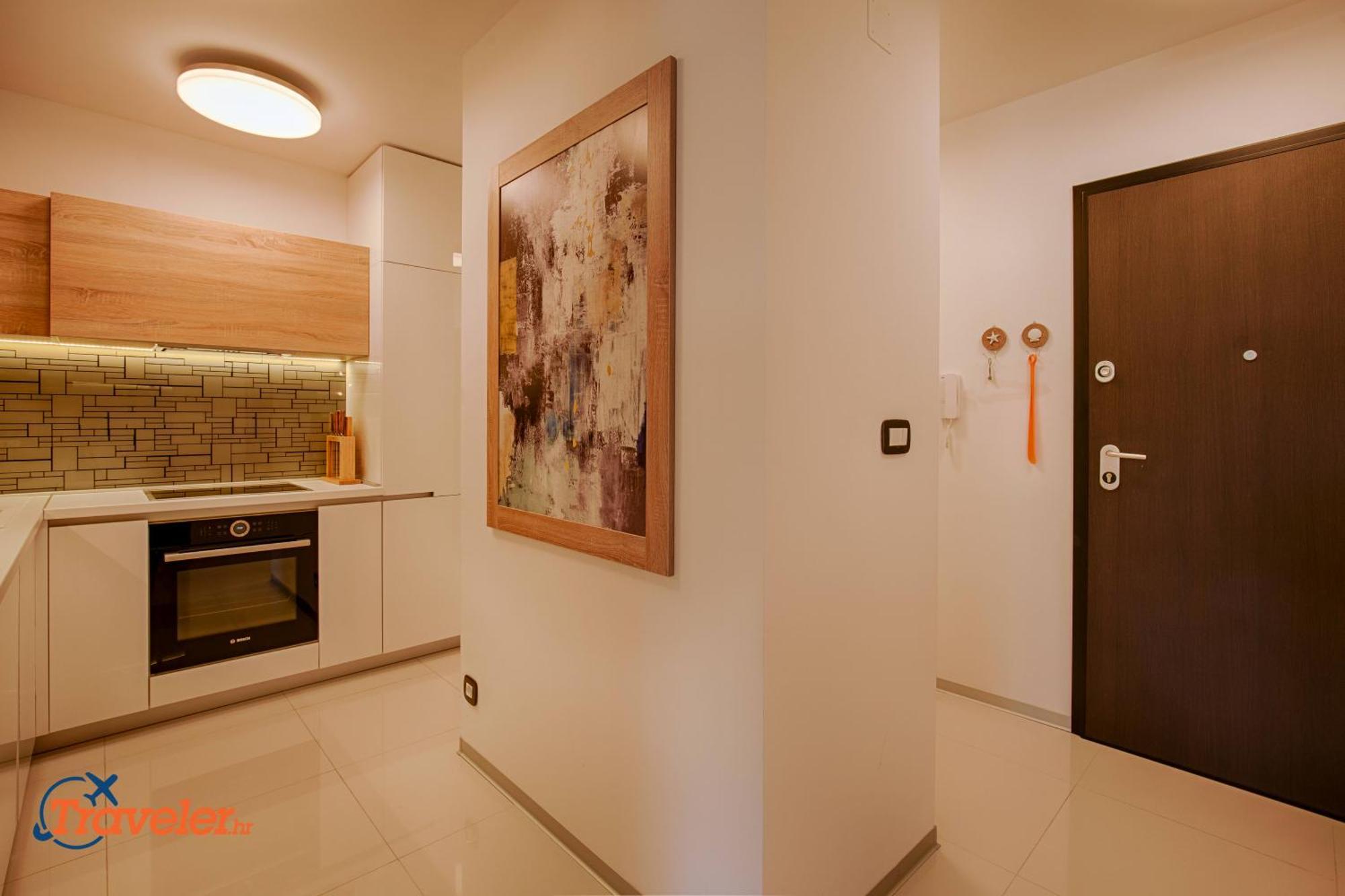 Glamour Apartments Krk Town Extérieur photo