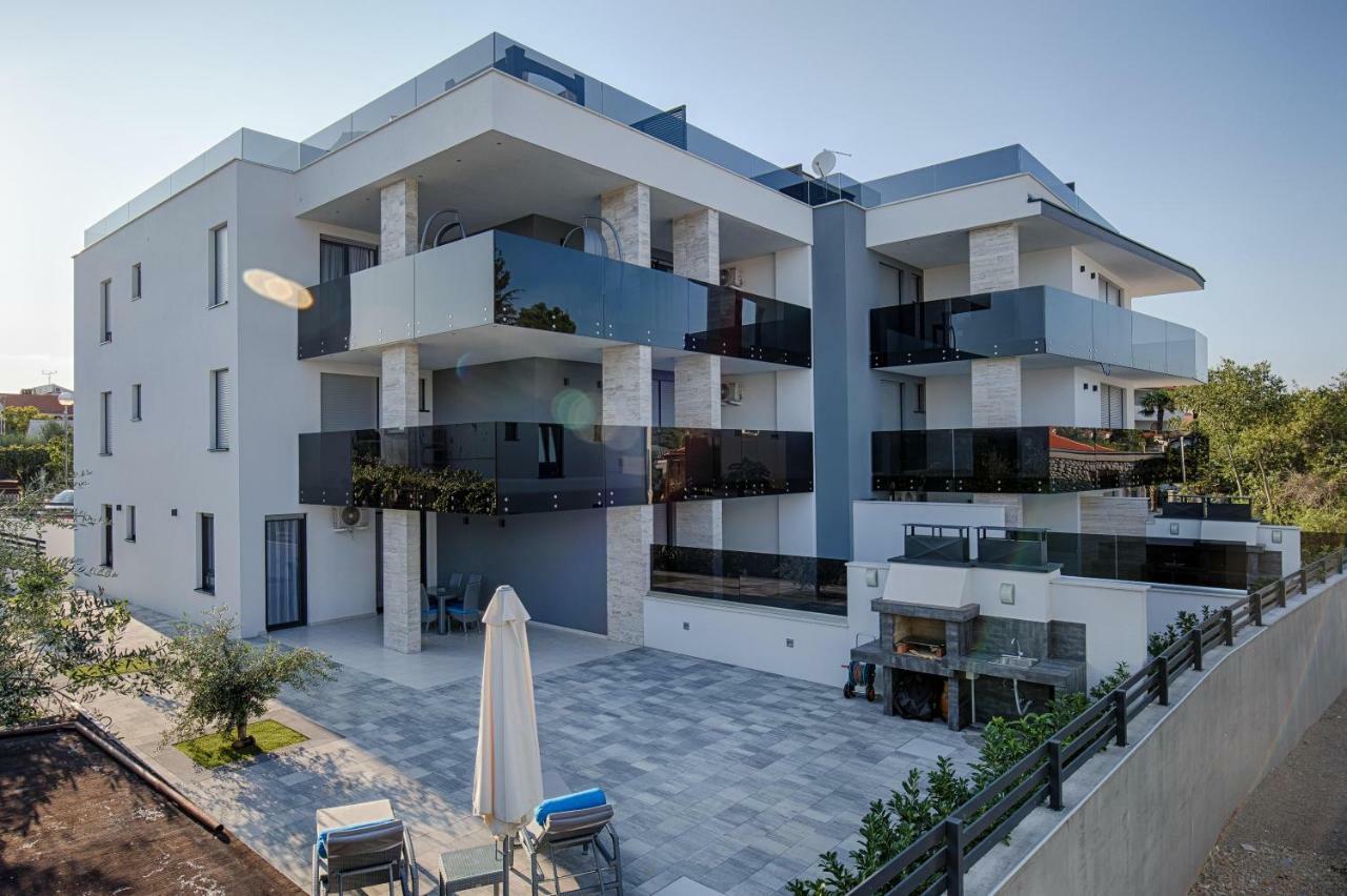 Glamour Apartments Krk Town Extérieur photo