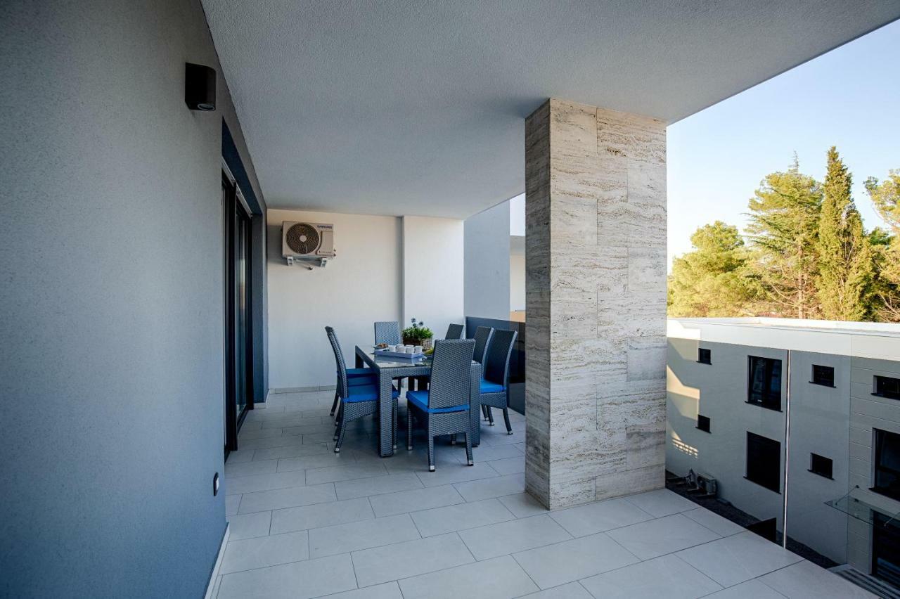 Glamour Apartments Krk Town Extérieur photo